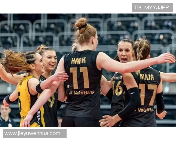 武汉排球队如何在排球热点中实现欧冠足球的成功转换与发展分析